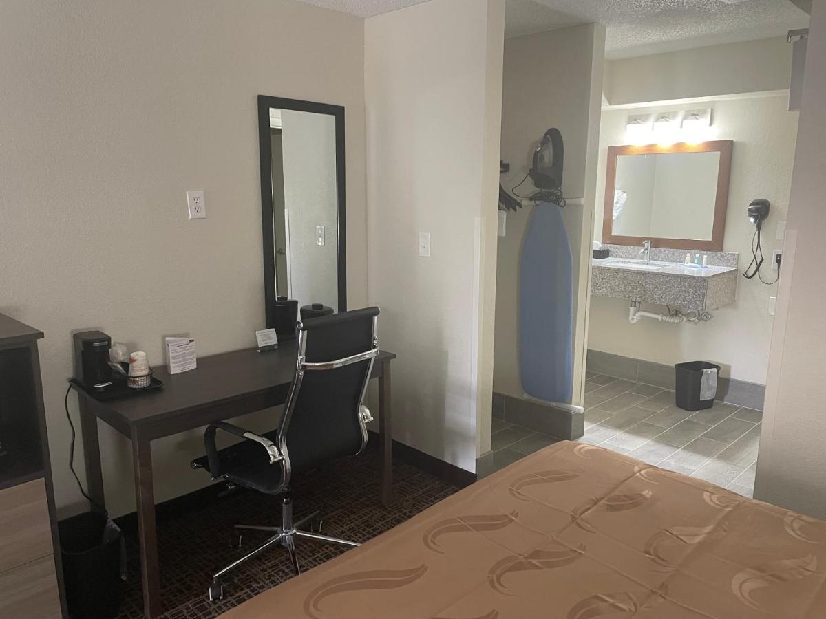 Quality Inn & Suites Spring Lake - Fayetteville Near Fort Bragg Luaran gambar