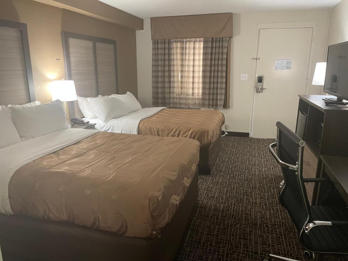 Quality Inn & Suites Spring Lake - Fayetteville Near Fort Bragg Luaran gambar