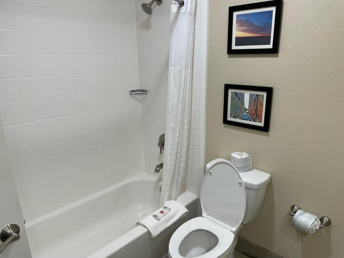 Quality Inn & Suites Spring Lake - Fayetteville Near Fort Bragg Luaran gambar
