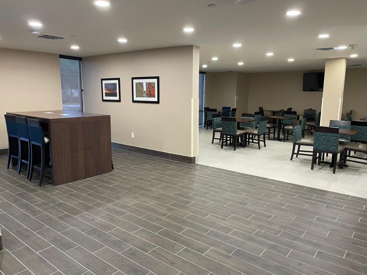 Quality Inn & Suites Spring Lake - Fayetteville Near Fort Bragg Luaran gambar