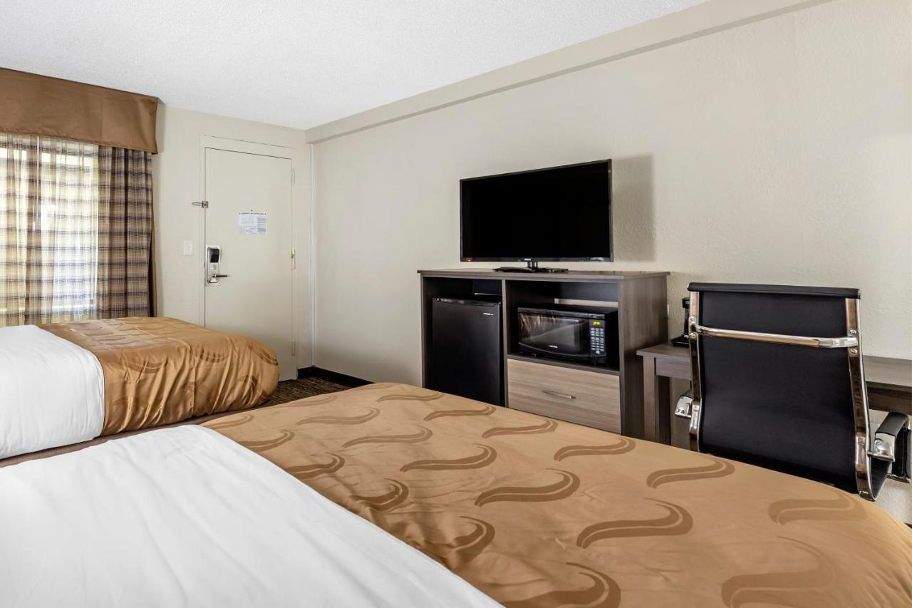 Quality Inn & Suites Spring Lake - Fayetteville Near Fort Bragg Luaran gambar