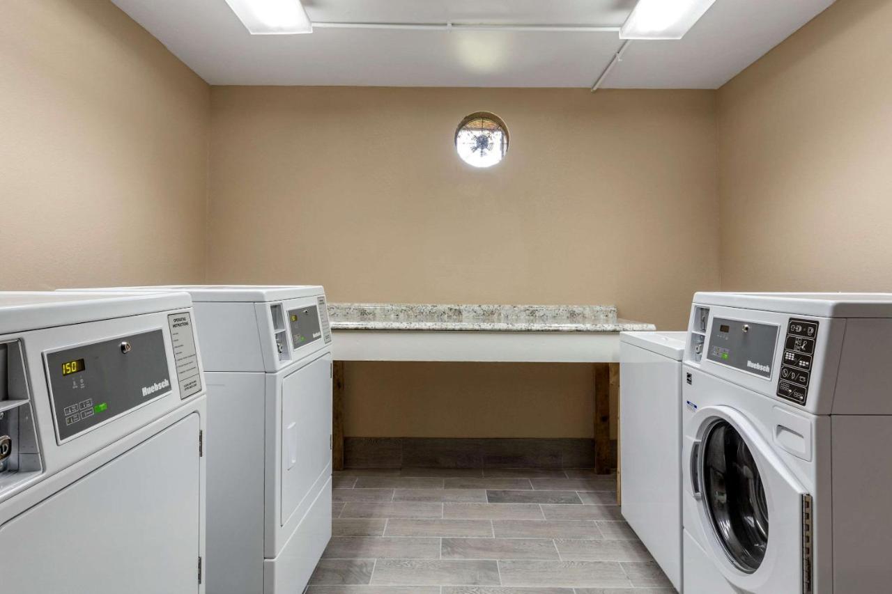 Quality Inn & Suites Spring Lake - Fayetteville Near Fort Bragg Luaran gambar